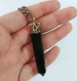 Colar Cristal com Coroa Preto Holográfico