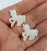 Brinco Mini Unicórnio Branco com Glitter