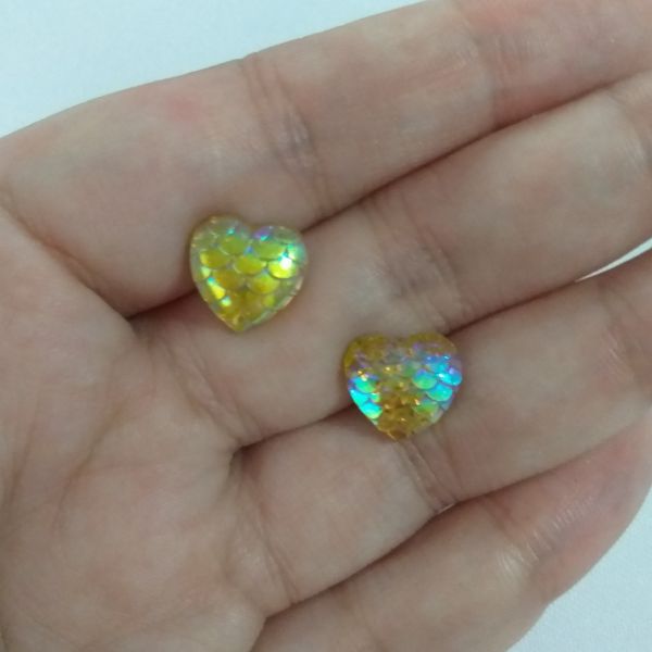 Brinco Sereia Coração Amarelo